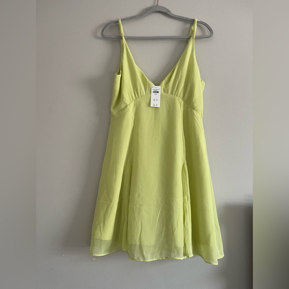 Abercrombie & Fitch Dresses & Skirts - NWT Abercrombie & Fitch Lime Green Spaghetti Strap Dress